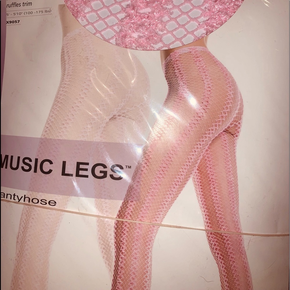 Music leg pantyhose with ruffles pink